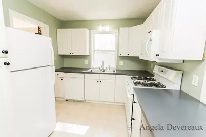 215 W Montcalm Street, Greenville, MI 48838 - Photo 8