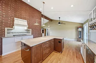 188 Hawthorne Dr, Brooklyn, MI 49230 - Photo 6