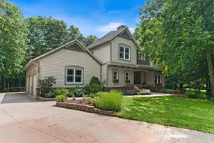 6384 Colorado Ct, Norton Shores, MI 49444 - Photo 4
