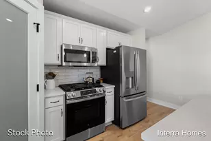 1597 N Village Cir, Kalamazoo, MI 49009 - Photo 10