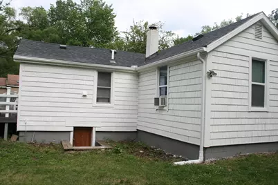 389 Parker Avenue, Benton Harbor, MI 49022 - Photo 10
