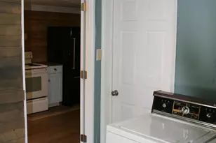 389 Parker Ave, Benton Harbor, MI 49022 - Photo 32