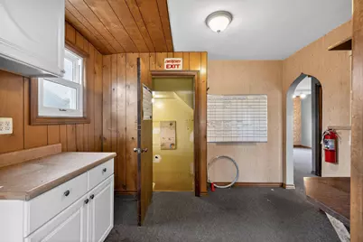 3829 West Road, Trenton, MI 48183 - Photo 20