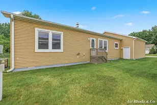 5610 Kingsley Dr NE, Rockford, MI 49341 - Photo 36