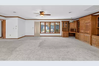 68911 Island Drive, Edwardsburg, MI 49112 - Photo 18