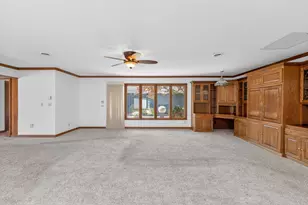68911 Island Dr, Edwardsburg, MI 49112 - Photo 18