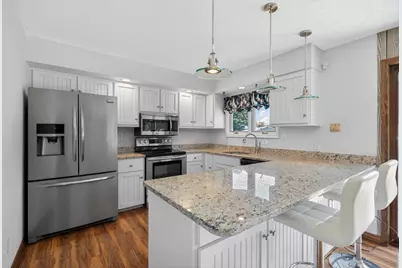 68911 Island Drive, Edwardsburg, MI 49112 - Photo 10