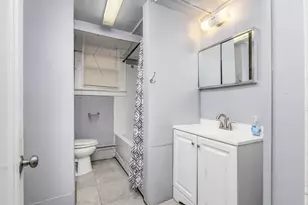 6225 Middlesex St, Dearborn, MI 48126 - Photo 2