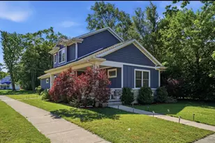1015 Monroe St, Benton Harbor, MI 49022 - Photo 2