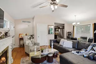 1015 Monroe St, Benton Harbor, MI 49022 - Photo 6