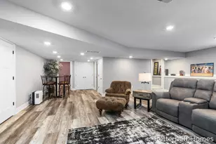 945 Kensington St NW, Grand Rapids, MI 49534 - Photo 18