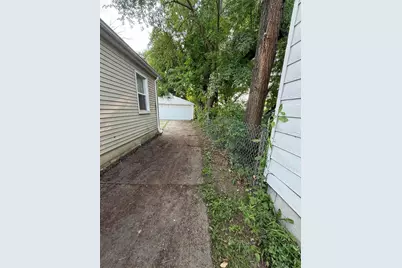 16191 Salem, Detroit, MI 48219 - Photo 2