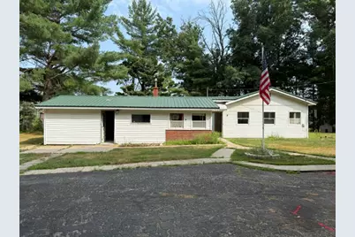 3105 N Evergreen Drive, White Cloud, MI 49349 - Photo 1