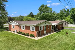 362 E Washington St, Berrien Springs, MI 49103 - Photo 2