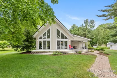 12464 S Sand Beach Drive, Grant, MI 49327 - Photo 2