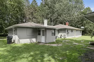 2718 Coloma Rd, Benton Harbor, MI 49022 - Photo 40