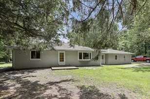 2718 Coloma Rd, Benton Harbor, MI 49022 - Photo 54