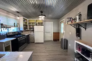 315 N Maple St, Marcellus, MI 49067 - Photo 2