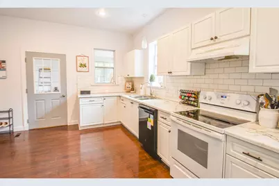 121 S Jefferson Street, Coldwater, MI 49036 - Photo 6