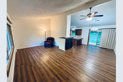 2025 Walker Avenue NW, Grand Rapids, MI 49504 - Photo 2