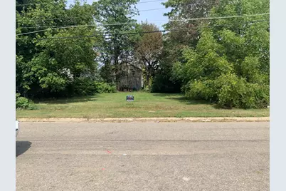 395 Lincoln Street, Benton Harbor, MI 49022 - Photo 2