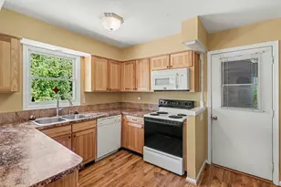 3728 Wedgwood Dr, Portage, MI 49024 - Photo 6