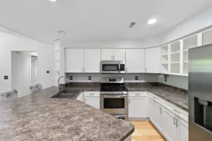 1407 Millbrook Trail, Ann Arbor, MI 48108 - Photo 6