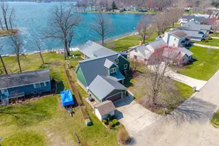 1064 Bayview Dr, Coldwater, MI 49036 - Photo 1