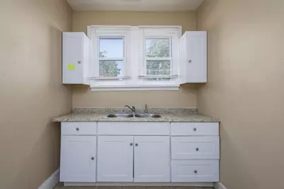 2952 Waverly Street #2W, Detroit, MI 48238 - Photo 8