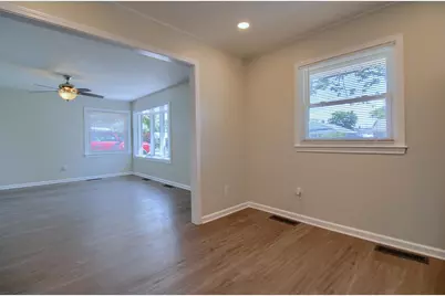 18266 Hamann Street, Riverview, MI 48193 - Photo 10