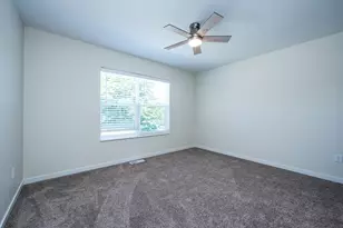 935 Union Ave, Benton Harbor, MI 49022 - Photo 10