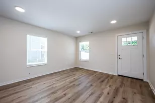 935 Union Ave, Benton Harbor, MI 49022 - Photo 4