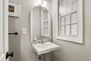 2126 Benjamin Ave, Kalamazoo, MI 49008 - Photo 14
