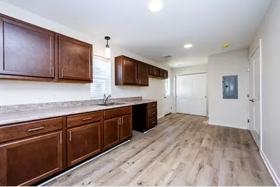 945 Union Avenue, Benton Harbor, MI 49022 - Photo 6