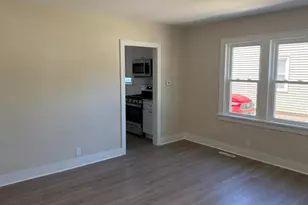 2345 Harding Ave, Muskegon, MI 49441 - Photo 4