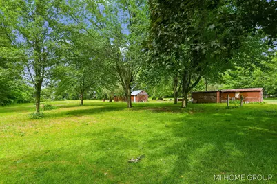 155 Burke Avenue, Holland, MI 49424 - Photo 8
