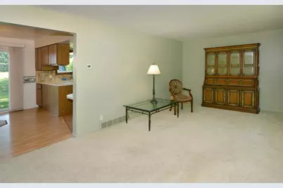 50829 Barber Street, Paw Paw, MI 49079 - Photo 4