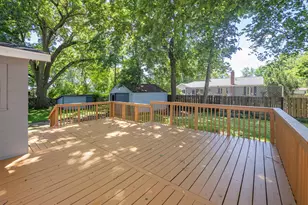 2206 Clarence Dr, Portage, MI 49002 - Photo 16