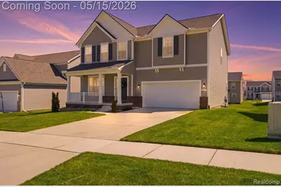 241 Quartz Way, White Lake, MI 48386 - Photo 1