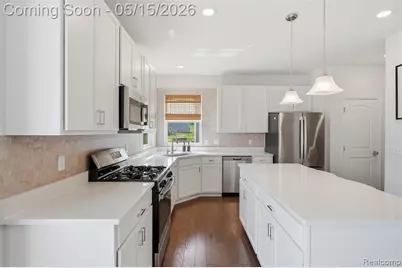 241 Quartz Way, White Lake, MI 48386 - Photo 16