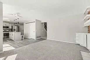 1090 Cumberland Ave SE, Lowell, MI 49331 - Photo 6