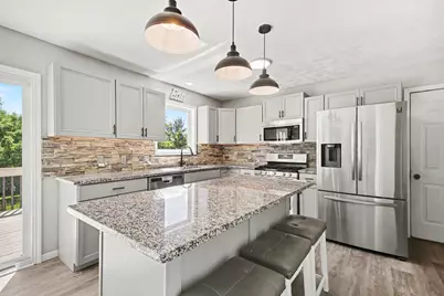 1090 Cumberland Avenue SE, Lowell, MI 49331 - Photo 2