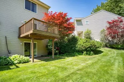 970 Ada Place Drive SE, Grand Rapids, MI 49546 - Photo 2