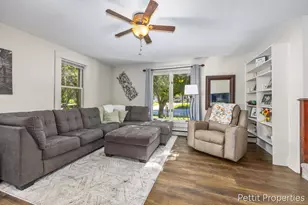 417 S Stewart Ave, Fremont, MI 49412 - Photo 4