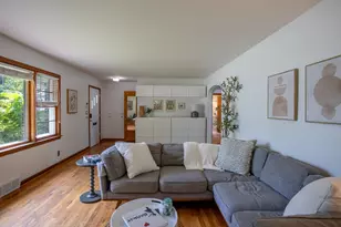 519 Granada Ave, Saint Joseph, MI 49085 - Photo 6