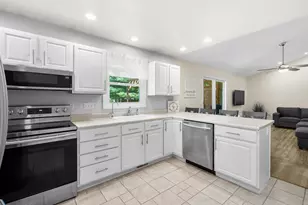 8146 N 27th St, Richland, MI 49083 - Photo 6