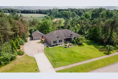 2124 Hilltop View Drive, Dorr, MI 49323 - Photo 32