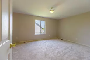 33738 Elmira Ct, Livonia, MI 48150 - Photo 20