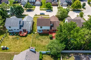 33738 Elmira Ct, Livonia, MI 48150 - Photo 40