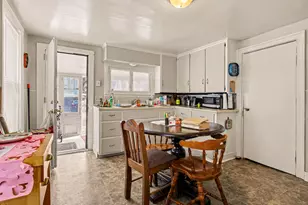 1242 Alpine Ave NW, Grand Rapids, MI 49504 - Photo 2